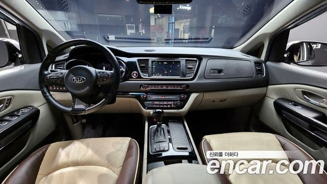 Kia All New Carnival Noblesse, 2015 7