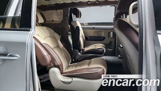 Kia All New Carnival Noblesse, 2015 12