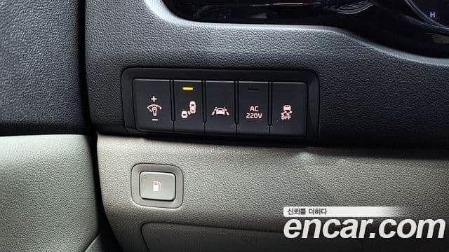 Kia All New Carnival Noblesse, 2015 17