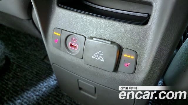 Kia All New Carnival Noblesse, 2015 19