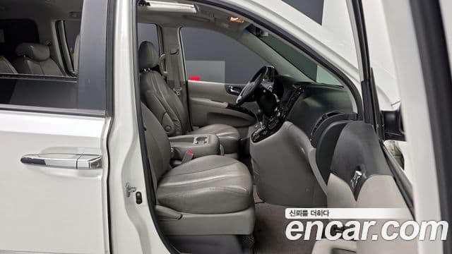 Kia Carnival R President, 2014 11