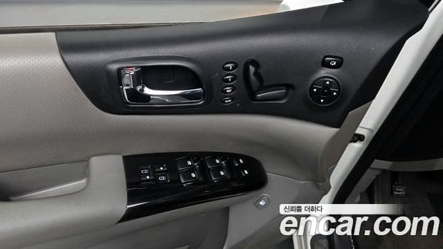 Kia Carnival R President, 2014 16