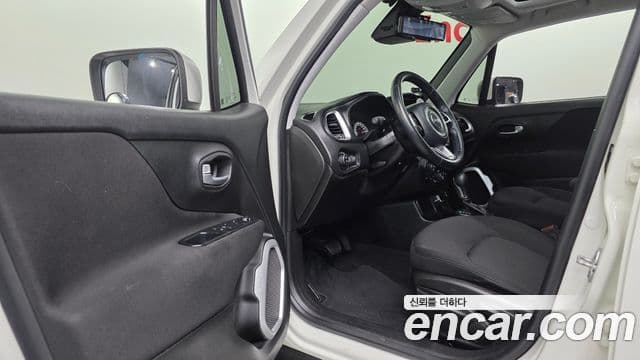 Jeep Renegade 2.4 Longitude high, 2018 12