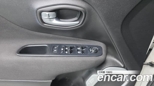 Jeep Renegade 2.4 Longitude high, 2018 13