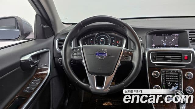 Volvo S60 2세대, 2018 13