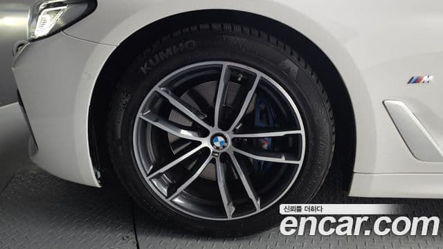 BMW 5시리즈 (G30) 520i M Sport, 2021 все фото