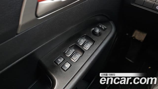 KG모빌리티(SsangYong) Rexton Sport Adventure, 2018 18