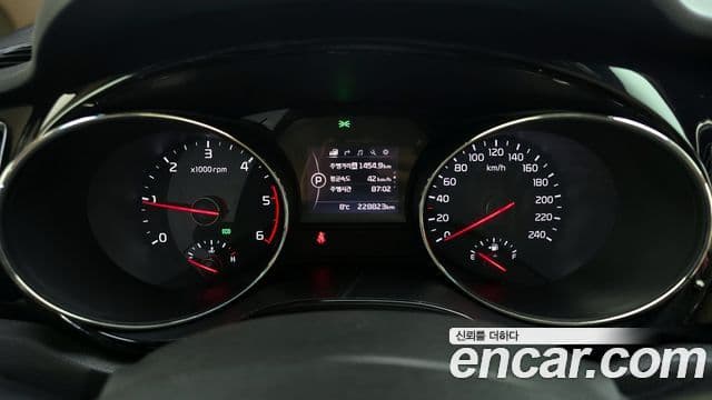 Kia All New Carnival Noblesse, 2016 8