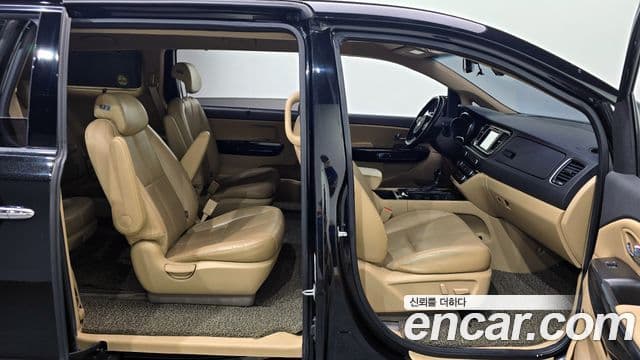 Kia All New Carnival Noblesse, 2016 12