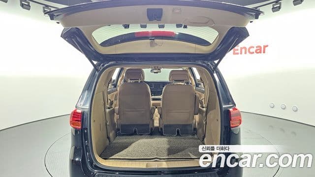 Kia The / новый New Carnival President, 2020 20