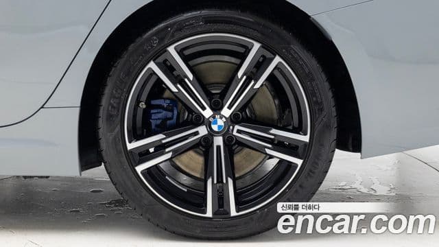 BMW 3시리즈 (G20) 320d Туринг (Touring) M Sport, 2026 все фото