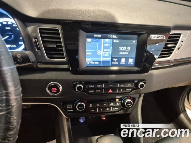 Kia Niro Prestige, 2019 12