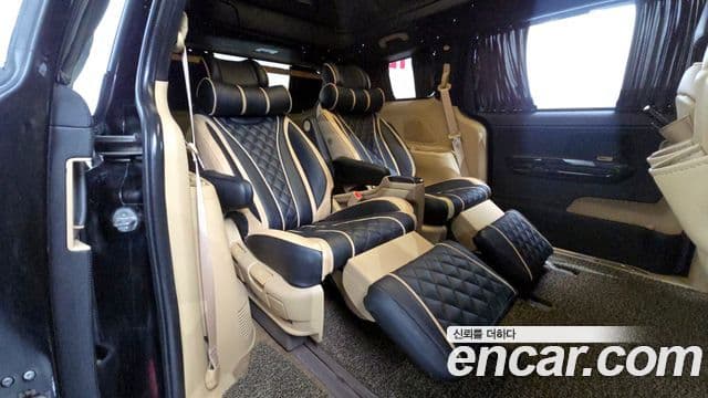 Kia The / новый New Carnival бензин 4인승 High Limousine(компания по спецнадстройкам), 2019 12