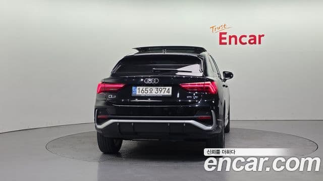 Audi Q3 (F3) 35 TDI Premium Sportback, 2022 4