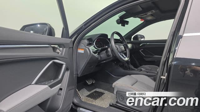 Audi Q3 (F3) 35 TDI Premium Sportback, 2022 12