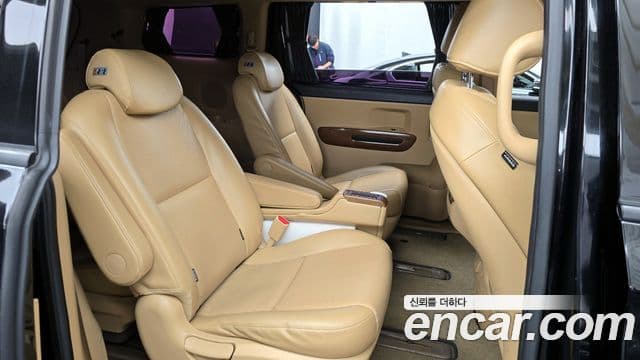 Kia All New Carnival Prestige, 2016 12