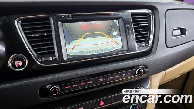 Kia All New Carnival Prestige, 2016 15