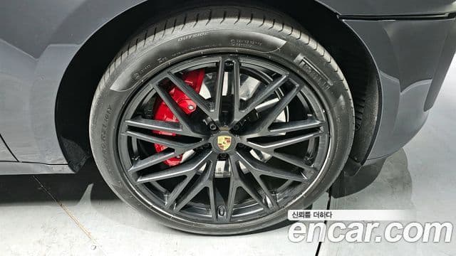 Porsche Macan 95B, 2023 все фото