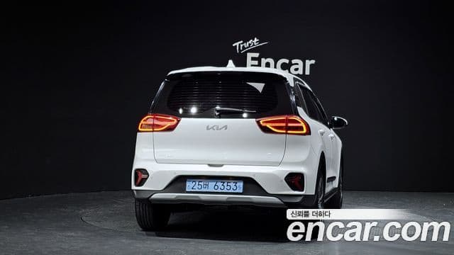 Kia Niro Plus Earth, 2023 4