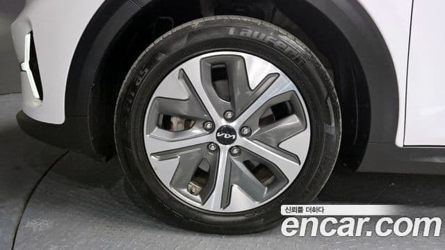 Kia Niro Plus Earth, 2023 все фото