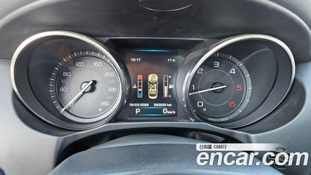 Jaguar XE Prestige, 2016 8