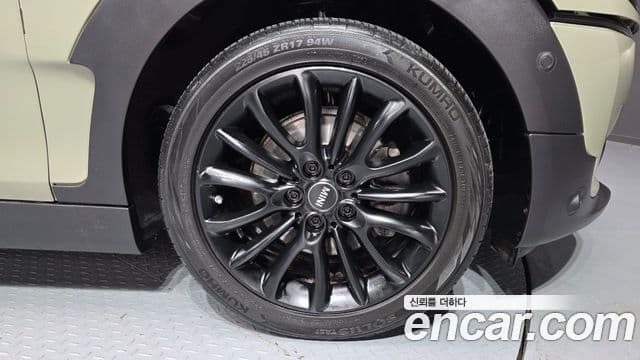 Mini Cooper 클럽맨 2세대, 2020 все фото