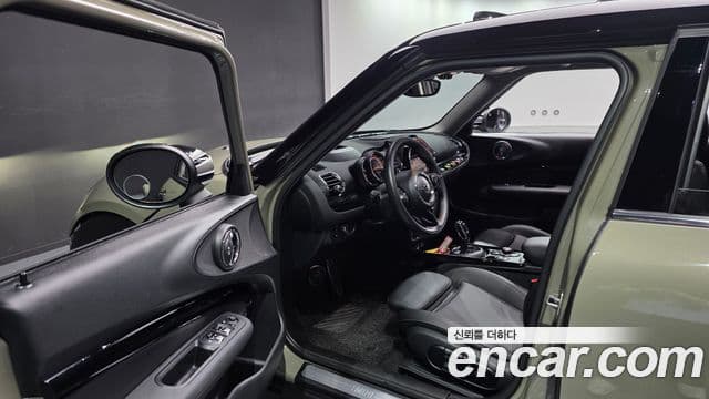 Mini Cooper 클럽맨 2세대, 2020 11