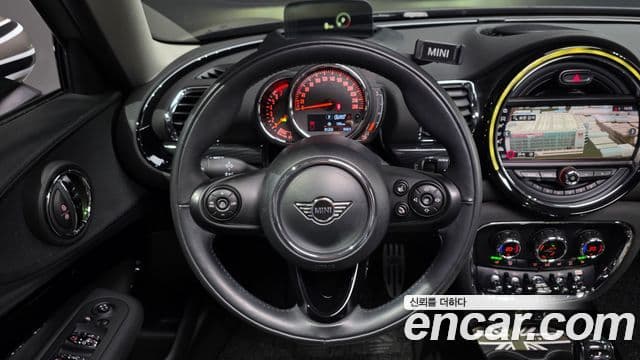 Mini Cooper 클럽맨 2세대, 2020 13