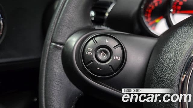 Mini Cooper 클럽맨 2세대, 2020 20