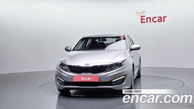 Kia K5 Prestige, 2011 3