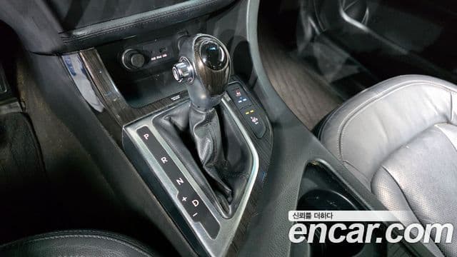 Kia K5 Prestige, 2011 9