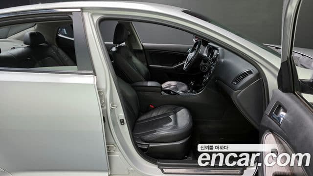 Kia K5 Prestige, 2011 10