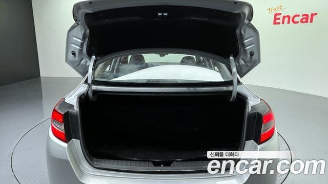 Kia K5 Prestige, 2011 20