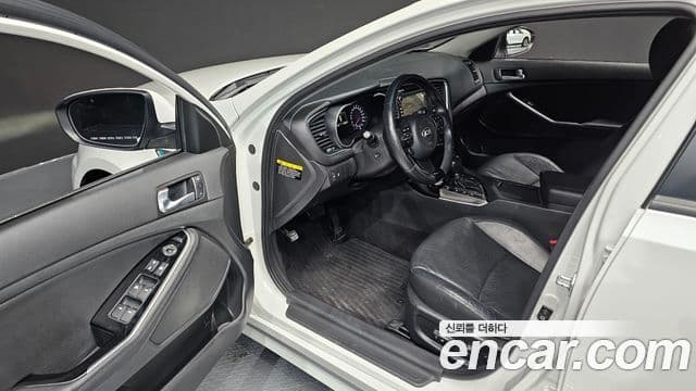 Kia K5 гибрид Prestige, 2015 10