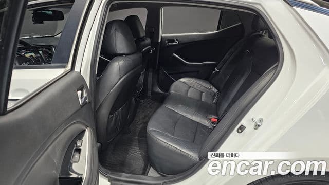 Kia K5 гибрид Prestige, 2015 11