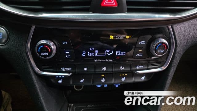 Hyundai Santa Fe TM Inspiration, 2019 17