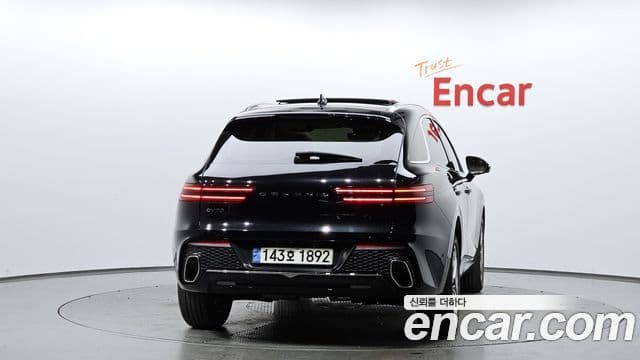 Genesis GV70, 2022 4