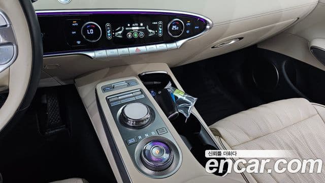 Genesis GV70, 2022 9