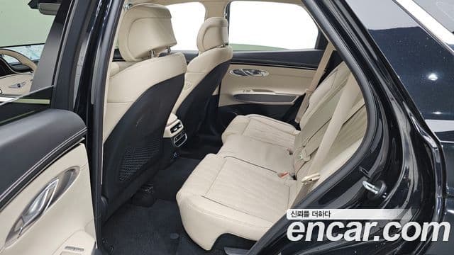 Genesis GV70, 2022 12