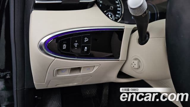 Genesis GV70, 2022 17