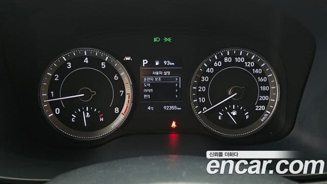 Hyundai Venue 1.6 Flux, 2020 8