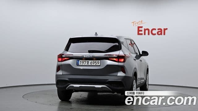 Kia Seltos Trendy, 2023 4