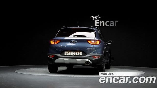 Kia Stonic Trendy, 2019 4