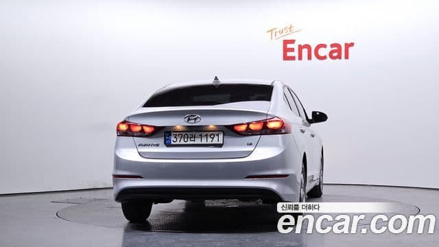 Hyundai Avante AD 1.6 GDI Smart, 2018 4