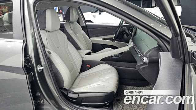 Hyundai Avante (CN7) Inspiration, 2021 10