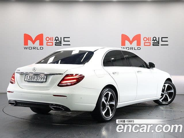 Mercedes-Benz E-класс W213 Avantgarde, 2020 3