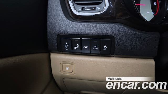 Kia The / новый New Carnival Special, 2019 13