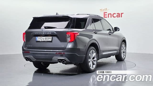 Ford Explorer 6세대 3.0 Platinum 4WD, 2023 2