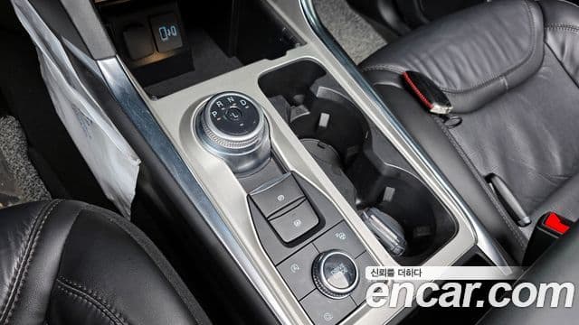 Ford Explorer 6세대 3.0 Platinum 4WD, 2023 9