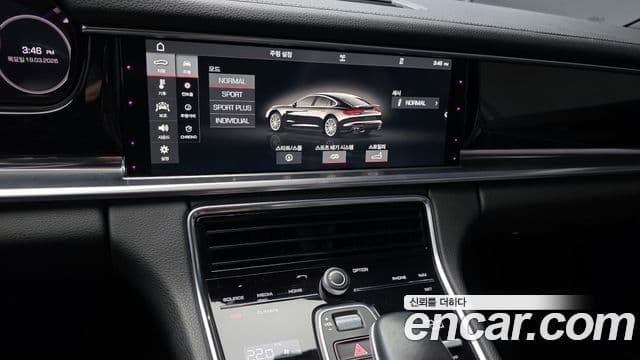 Porsche Panamera (971), 2018 14